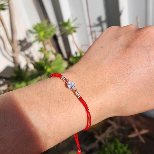 Pulsera roja protección con circón