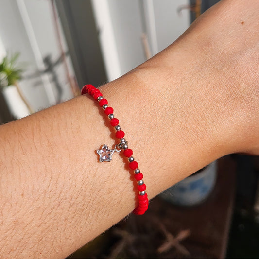 Pulsera roja estrella colgante del éxito