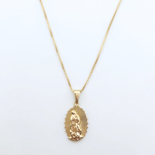 Collar virgencita enchape oro