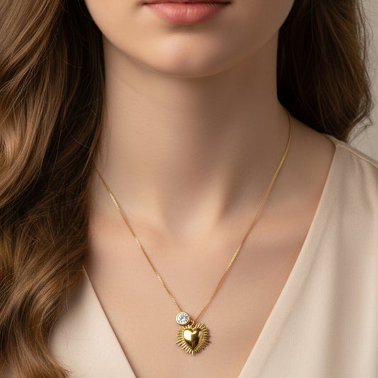 Collar corazón oro y punto de luz - Collar Gold Coast